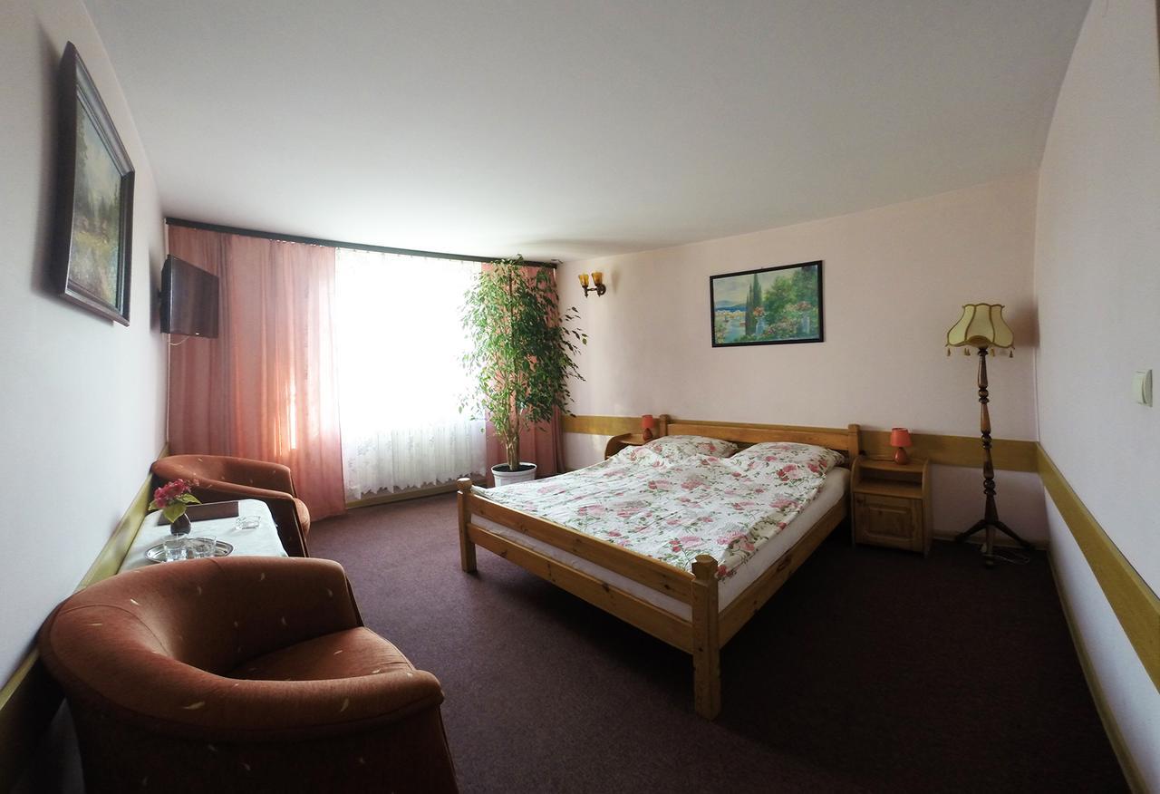 Hotel Kot Siestrzen Εξωτερικό φωτογραφία